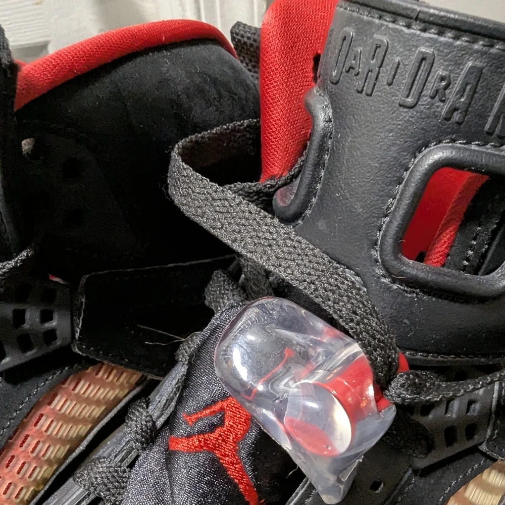 🔥Jordan Spizike Black University Red Cement, Mens 12🔥